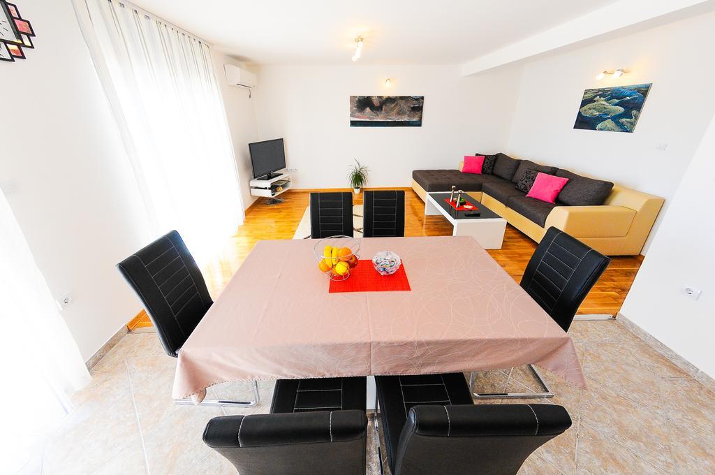 Apartments Rajic Split Szoba fotó